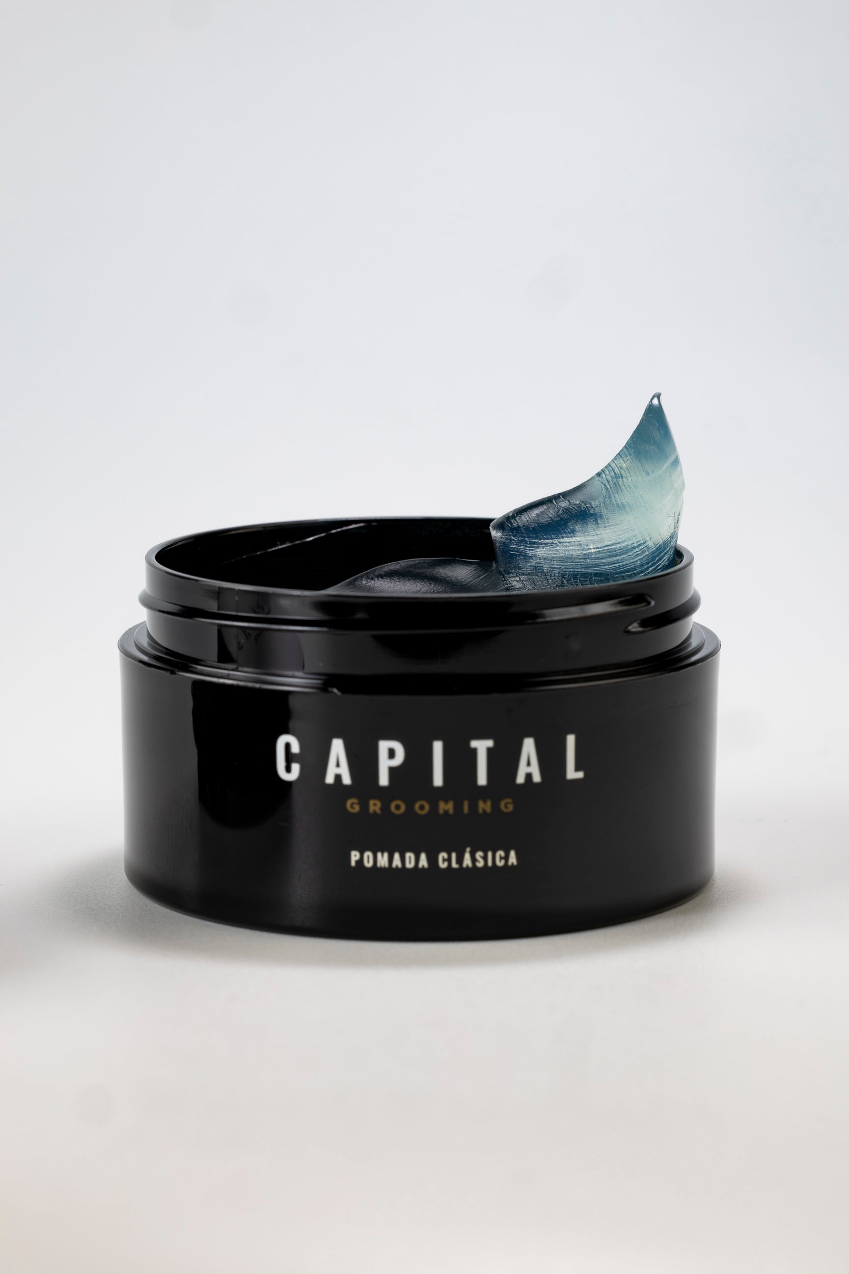 Pomada Clásica, Capital Grooming, 3.4 oz